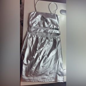 worn once! size small!